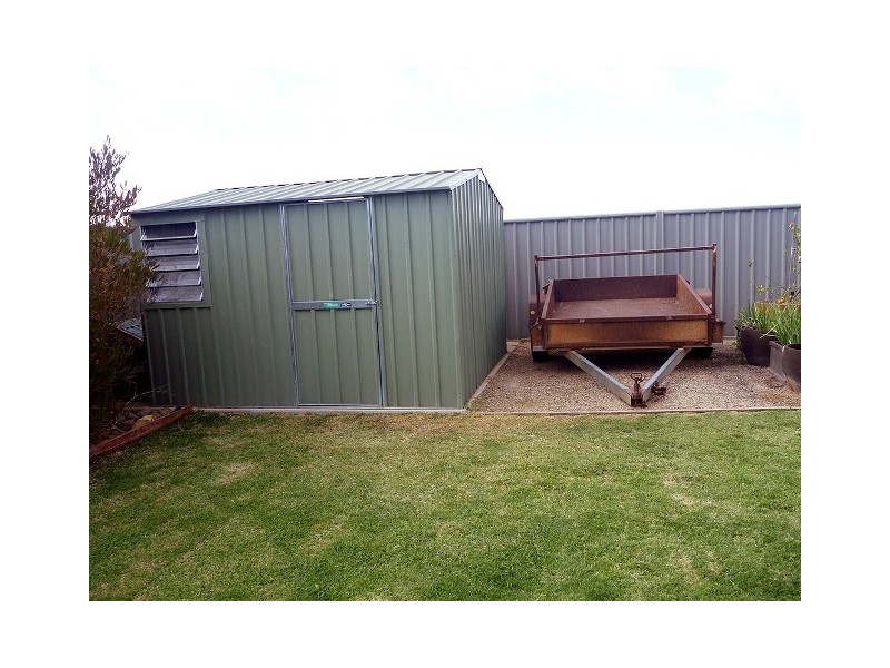 43 Declan Way, Echuca VIC 3564