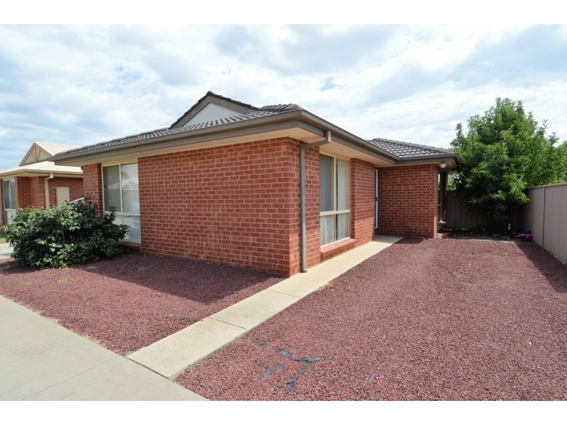 4 / 92 Service Street, Echuca VIC 3564