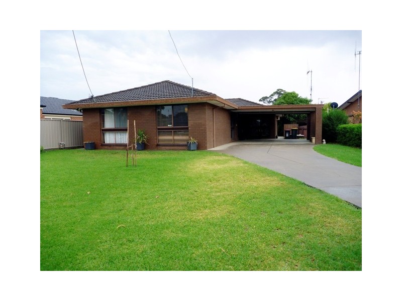 12 Regent Street, Moama NSW 2731