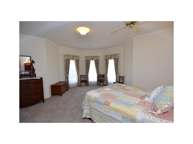 2 Rivergums Drive, Moama NSW 2731