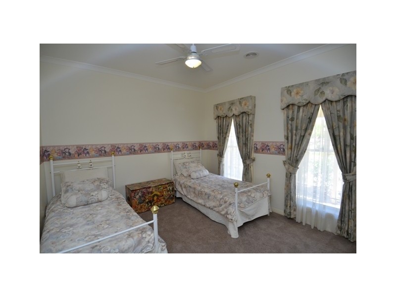 2 Rivergums Drive, Moama NSW 2731