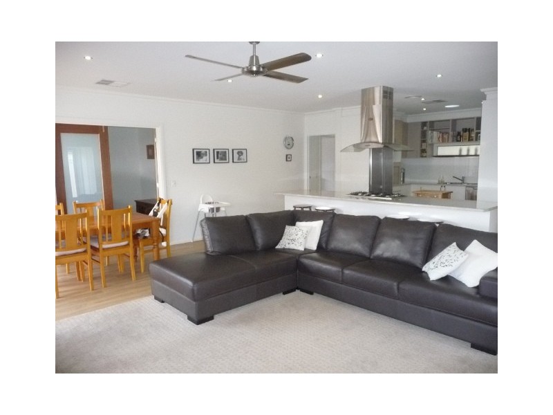 38 Bridlington Avenue, Echuca VIC 3564