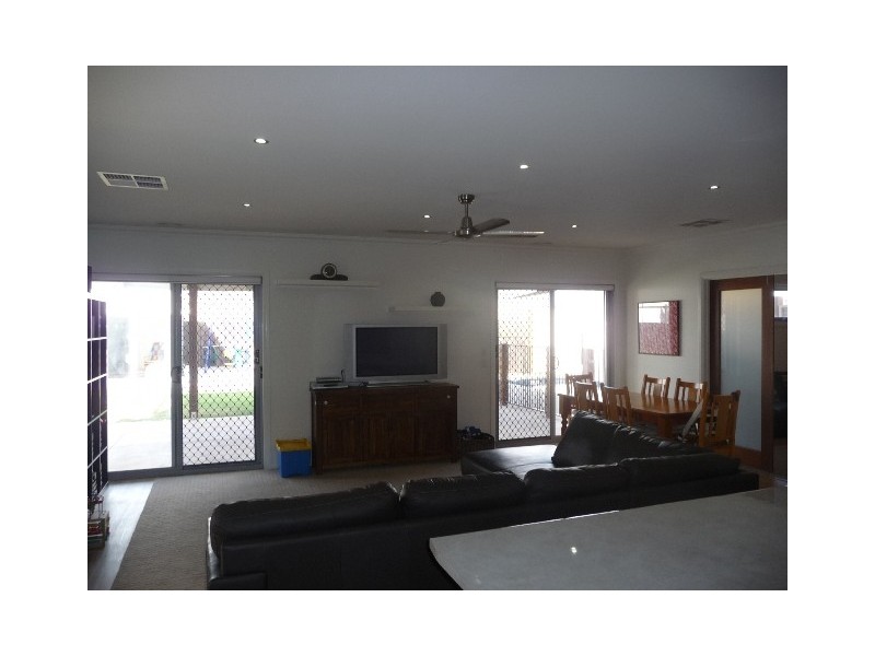 38 Bridlington Avenue, Echuca VIC 3564