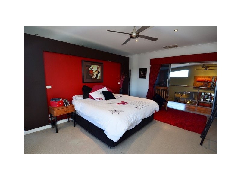 7 Westwood Place, Echuca VIC 3564