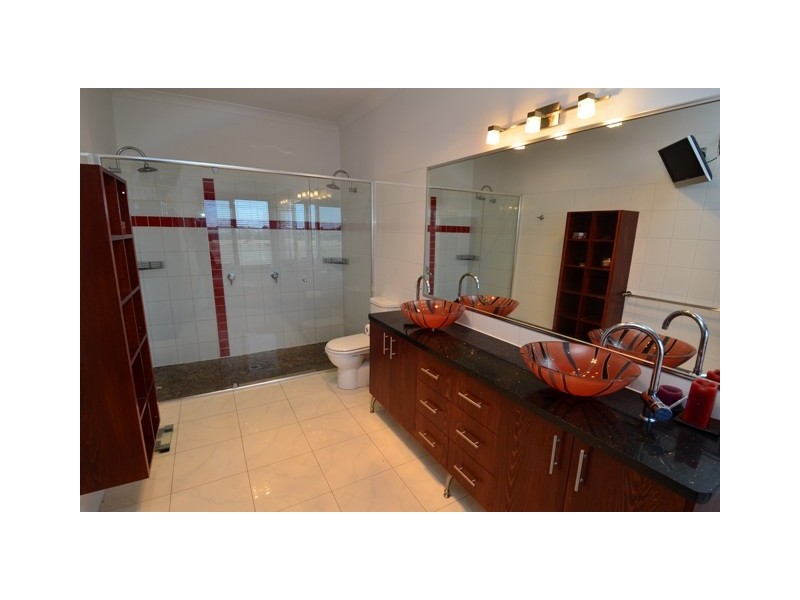 7 Westwood Place, Echuca VIC 3564