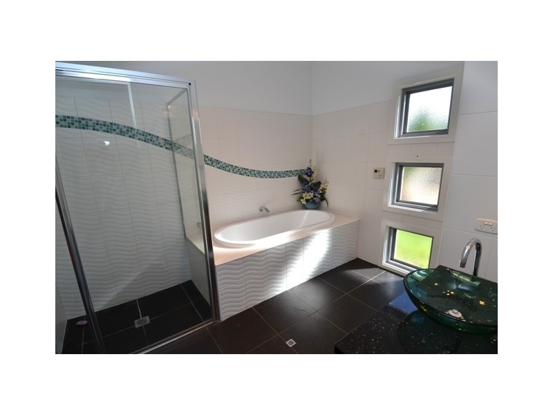 7 Westwood Place, Echuca VIC 3564