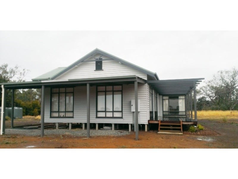 7424 Northern Hwy, Echuca VIC 3564