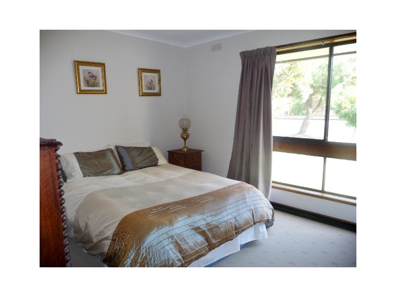 13 Francis Street, Moama NSW 2731