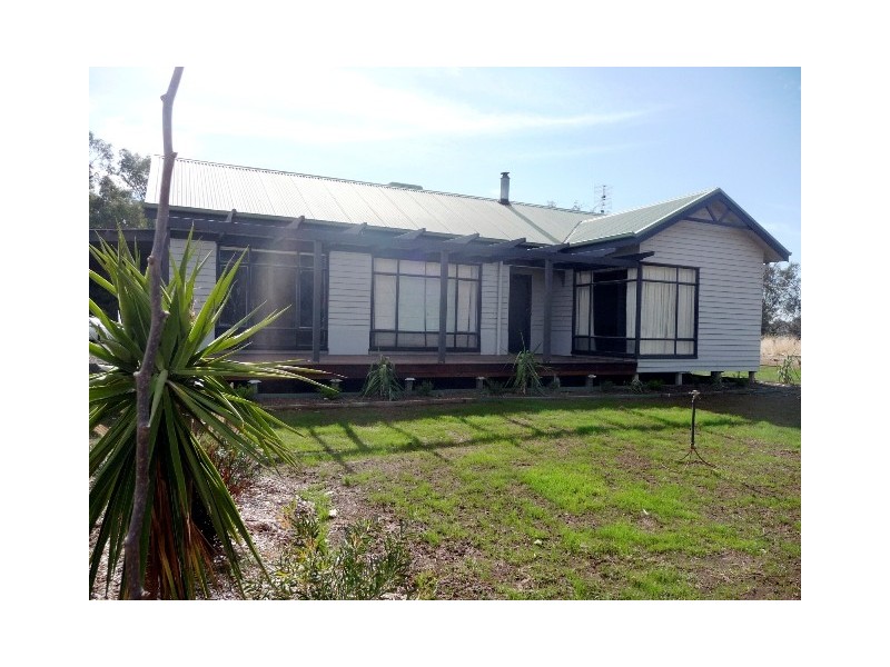 7424 Northern Hwy, Echuca VIC 3564