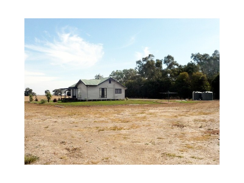 7424 Northern Hwy, Echuca VIC 3564