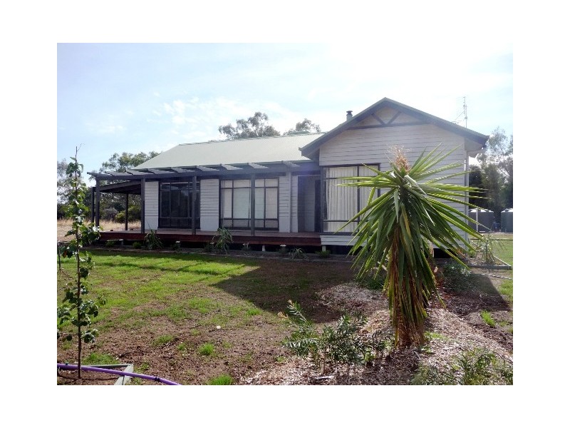 7424 Northern Hwy, Echuca VIC 3564