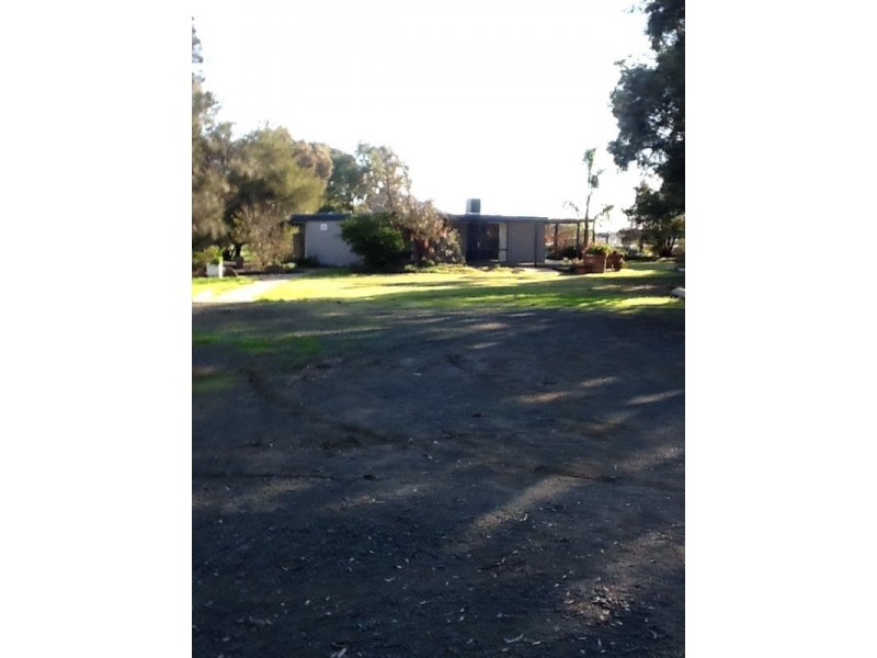 31 McKenzie Road, Echuca VIC 3564