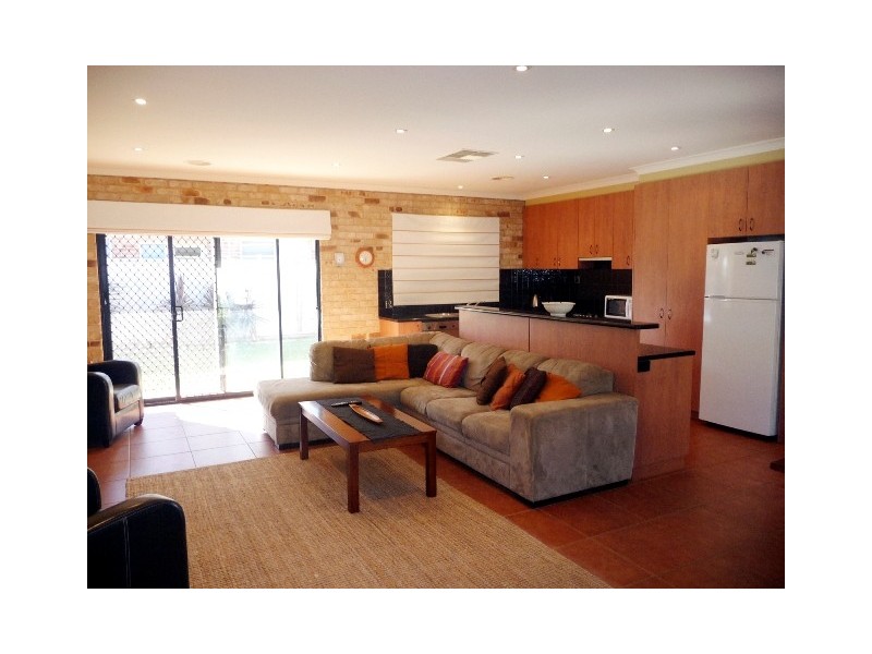 10 Kingfisher Dve West, Moama NSW 2731