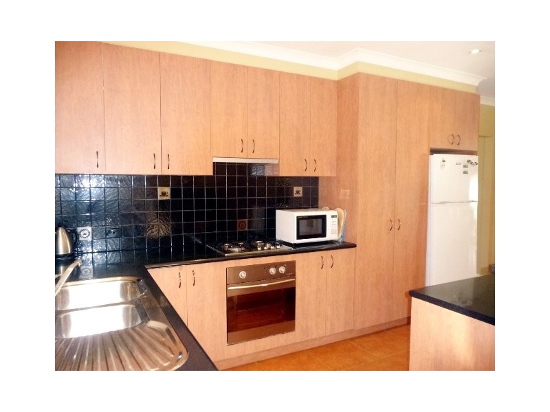 10 Kingfisher Dve West, Moama NSW 2731