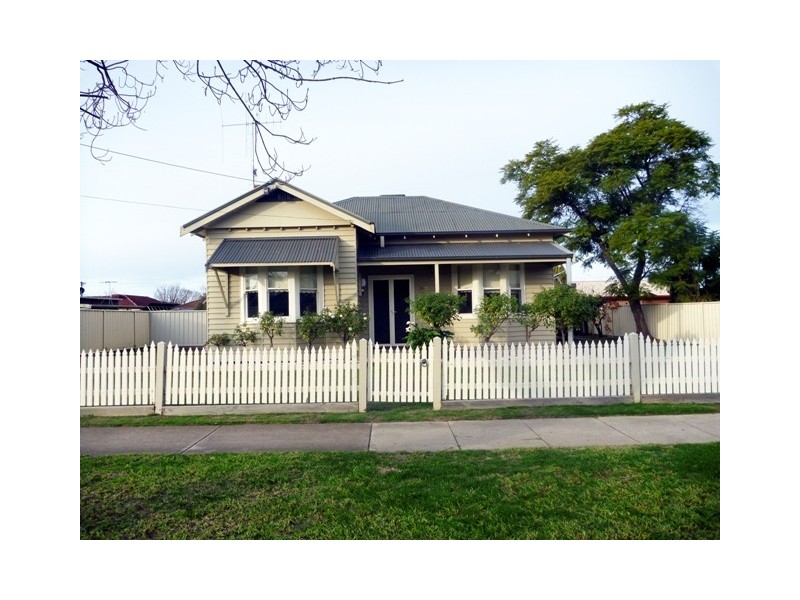 26 Premier Street, Echuca VIC 3564
