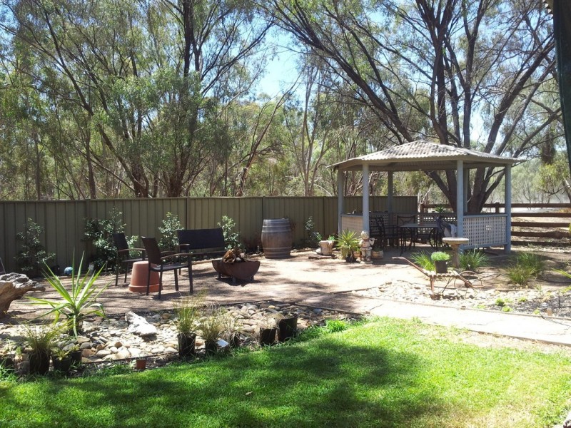 110 Pakenham Street, Echuca VIC 3564