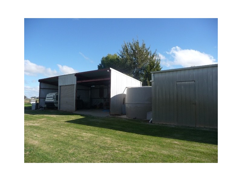 289 McSwain Rd, Echuca VIC 3564