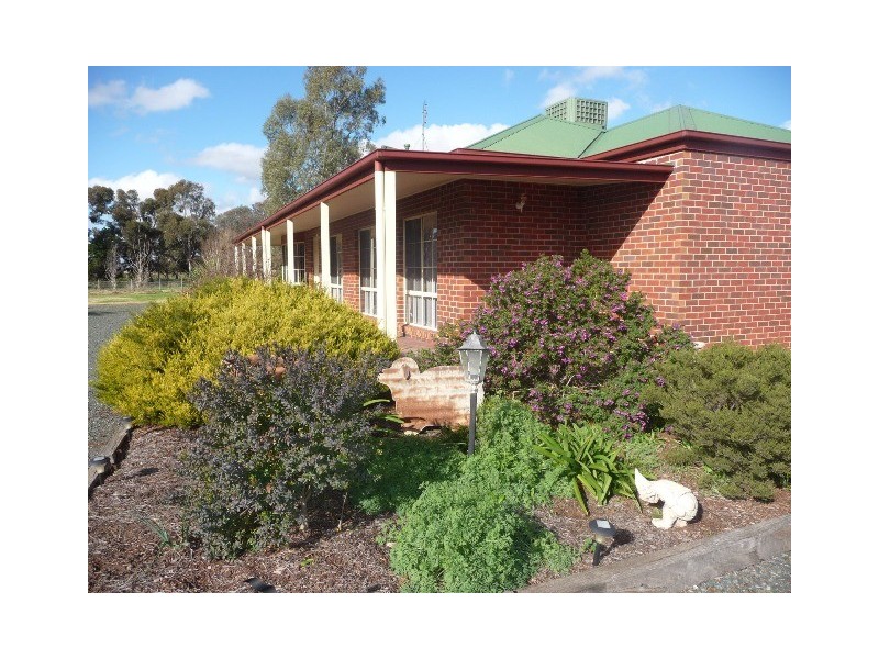 289 McSwain Rd, Echuca VIC 3564