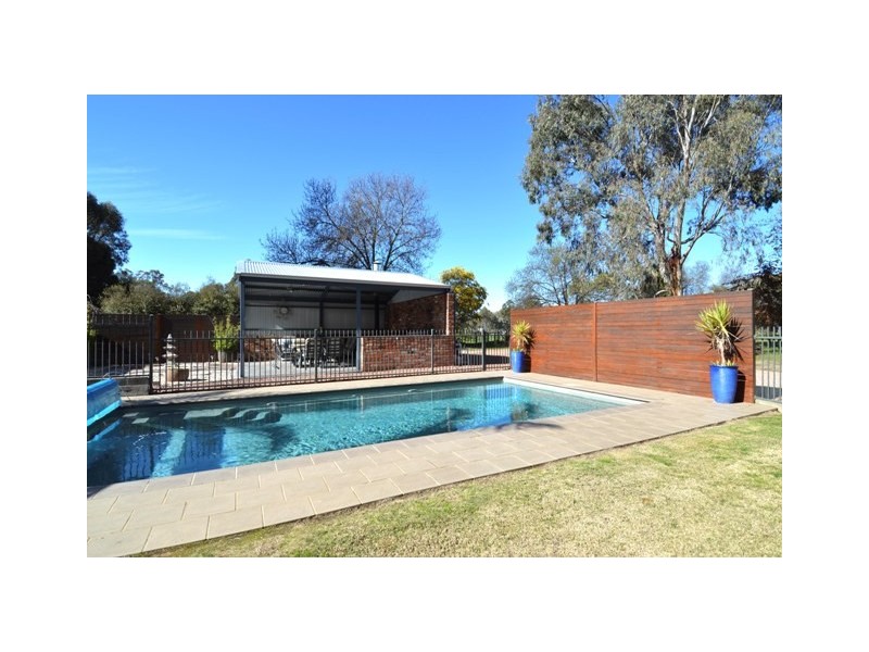 168 River Avenue, Echuca VIC 3564