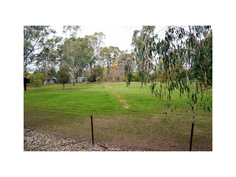 168 River Avenue, Echuca VIC 3564