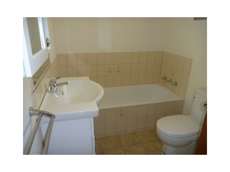 Unit 2 / 44 Hovell Street, Echuca VIC 3564