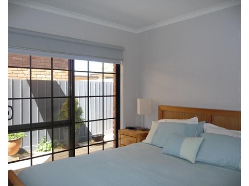 1/118 HAVERFIELD ST, Echuca VIC 3564