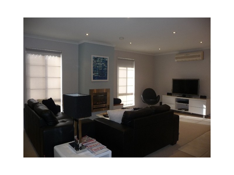 Unit 1, 118 Haverfield Street, Echuca VIC 3564