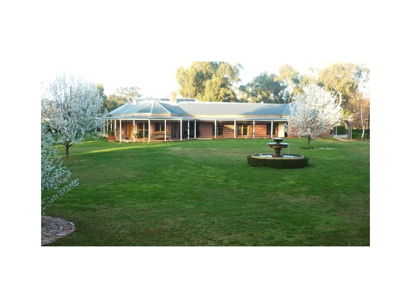 208 Anderson Road, Echuca VIC 3564