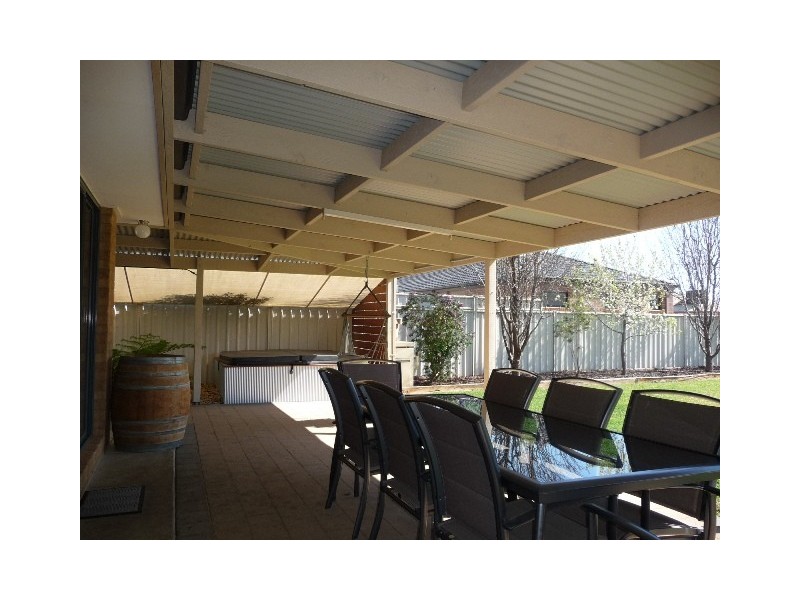 5 Argyle Crt, Moama NSW 2731
