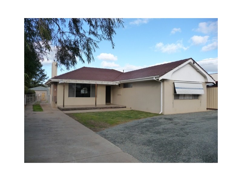 82 Crossen St, Echuca VIC 3564