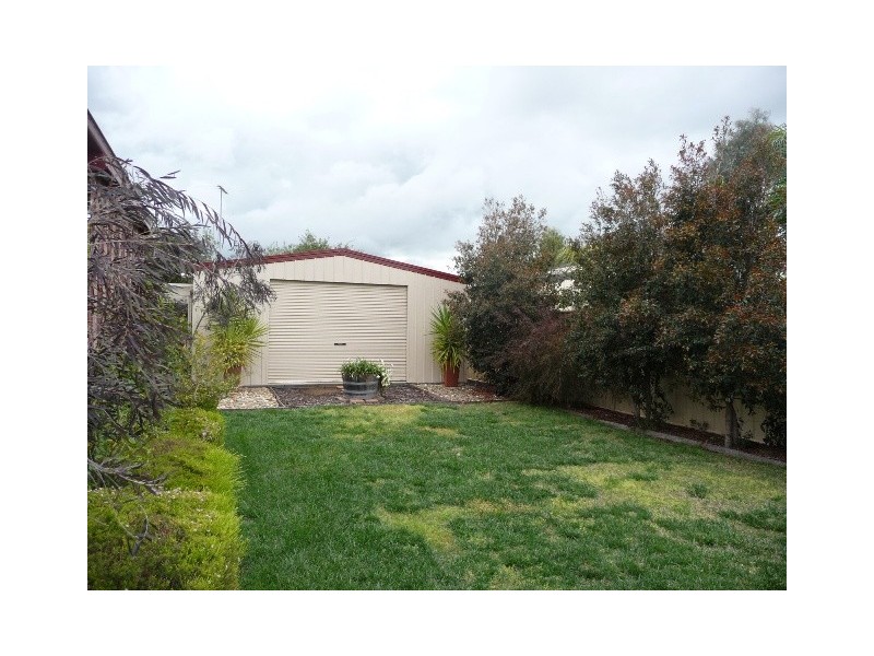 12 Riverina Parade, Echuca VIC 3564