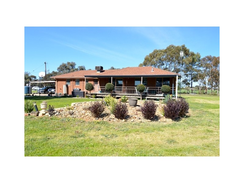 356 Cobb High Way, Moama NSW 2731