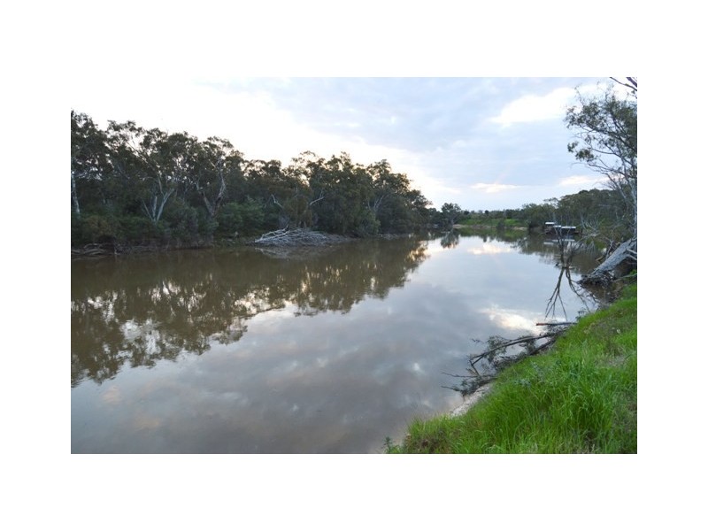 1197 Perricoota Road, Moama NSW 2731