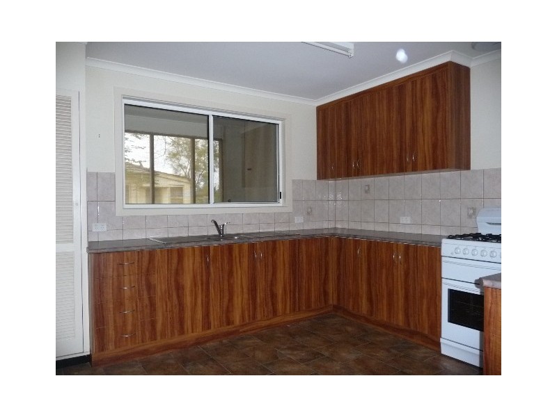 298 Ogilvie Ave, Echuca VIC 3564