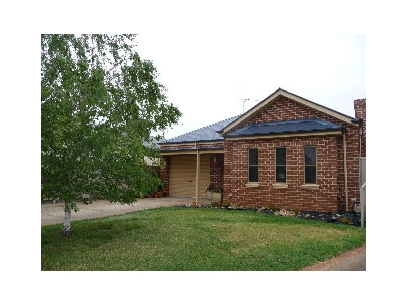 12a Winnima Ave, Moama NSW 2731