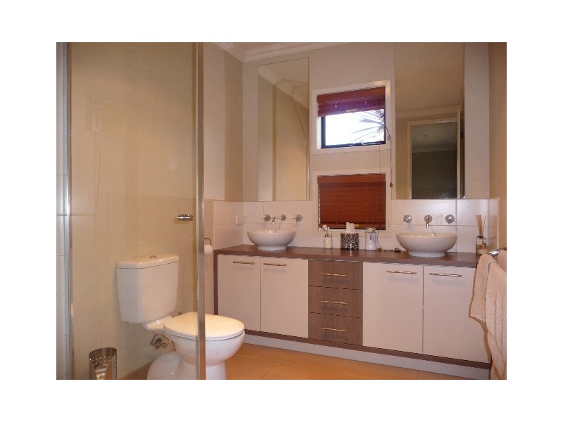 12 Kildare Ave, Moama NSW 2731