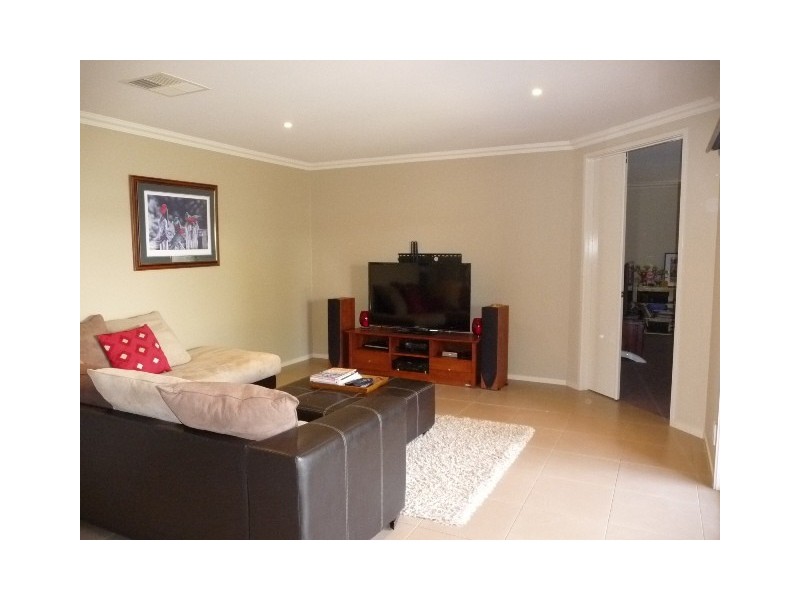 12 Kildare Ave, Moama NSW 2731
