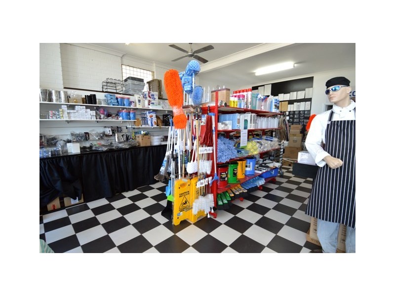 111 Ogilvie Ave, Echuca VIC 3564