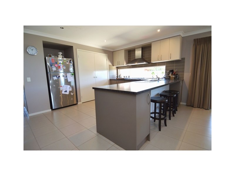 43 Declan Way, Echuca VIC 3564