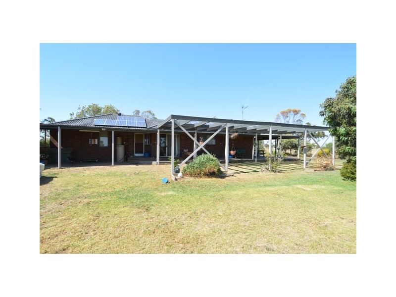 43 Peppernell Road, Echuca VIC 3564