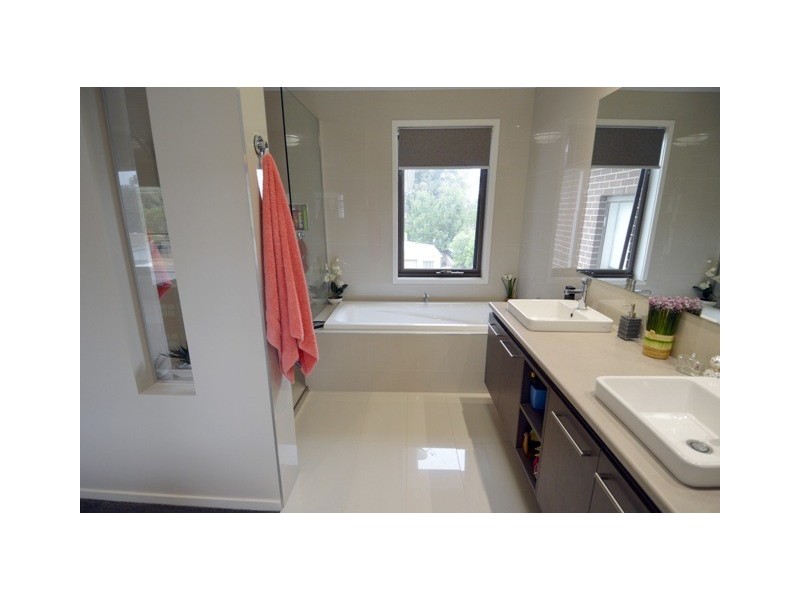 69 Pakenham Street, Echuca VIC 3564