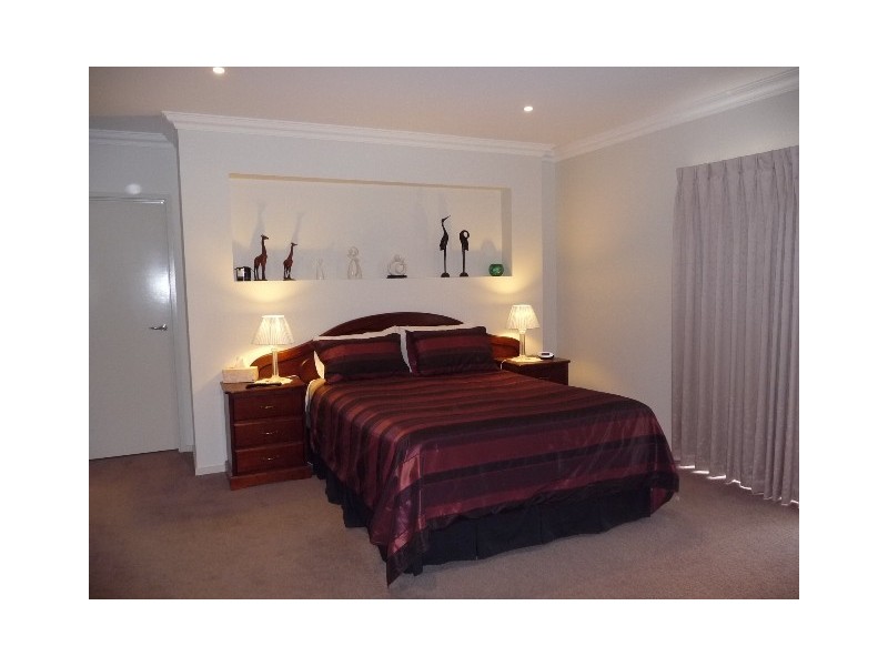 1 Arran Street, Moama NSW 2731