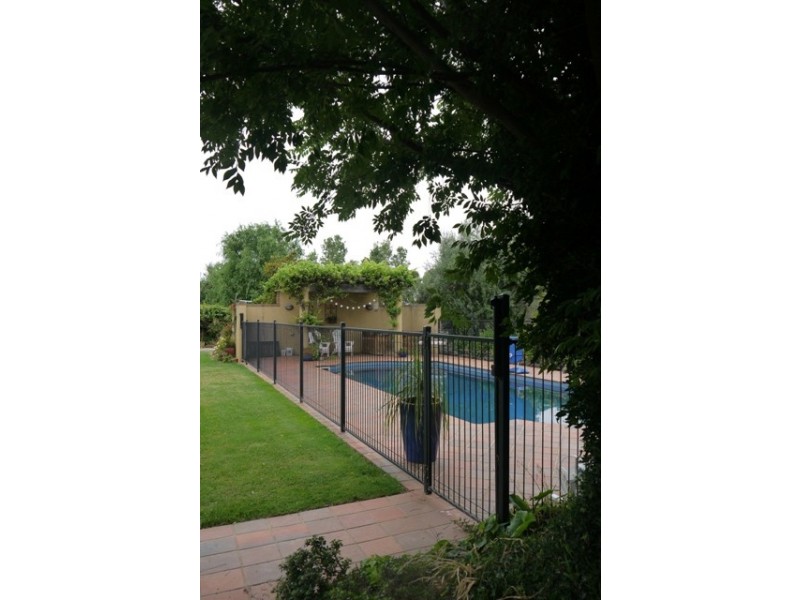 5 Ikona Drive, Echuca VIC 3564