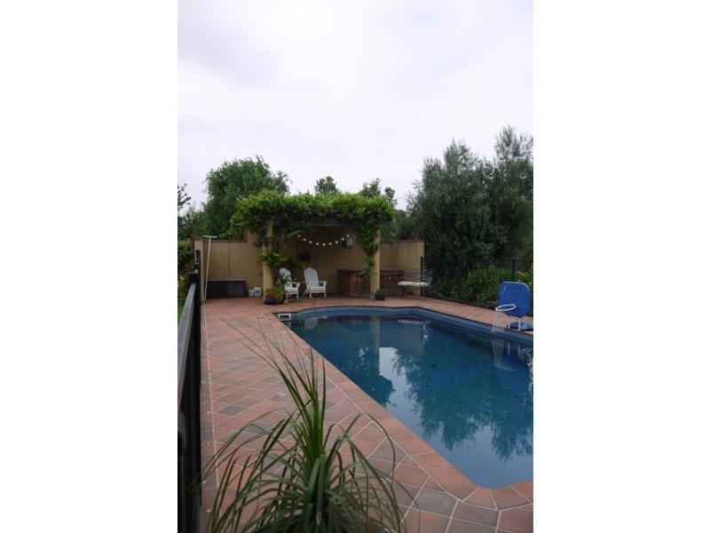 5 Ikona Drive, Echuca VIC 3564