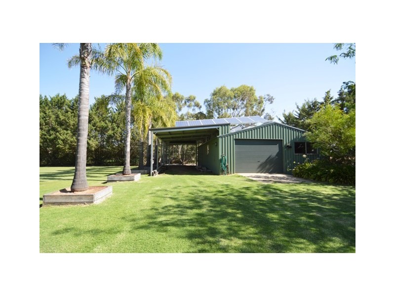 203 Wharparilla Drive, Echuca VIC 3564