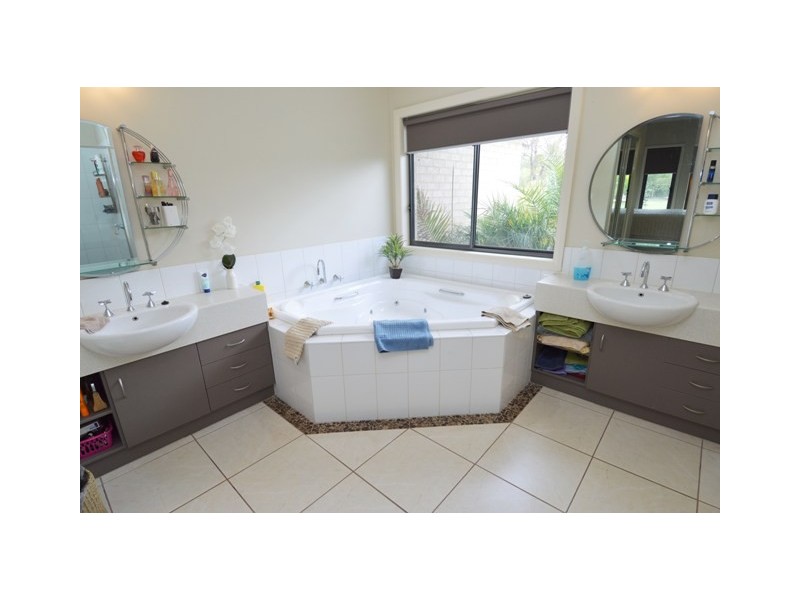 9 Silver Gum Place, Moama NSW 2731
