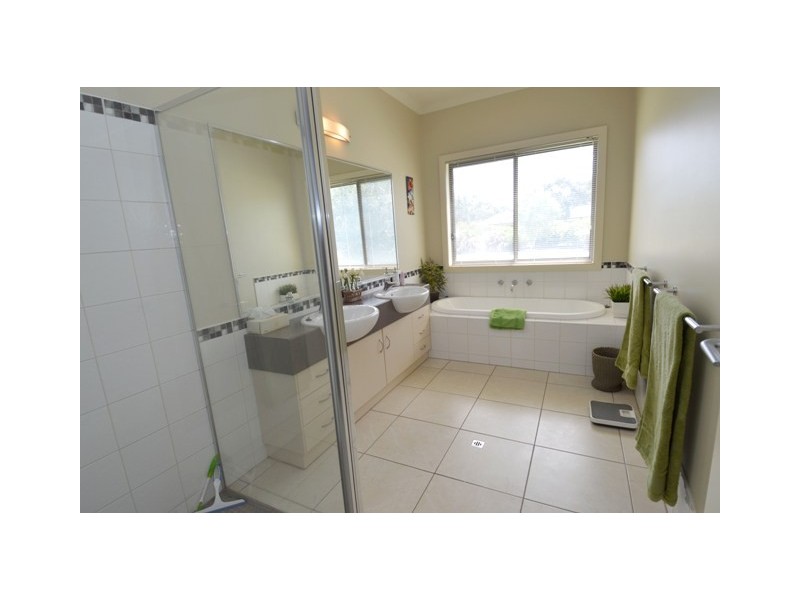 9 Silver Gum Place, Moama NSW 2731