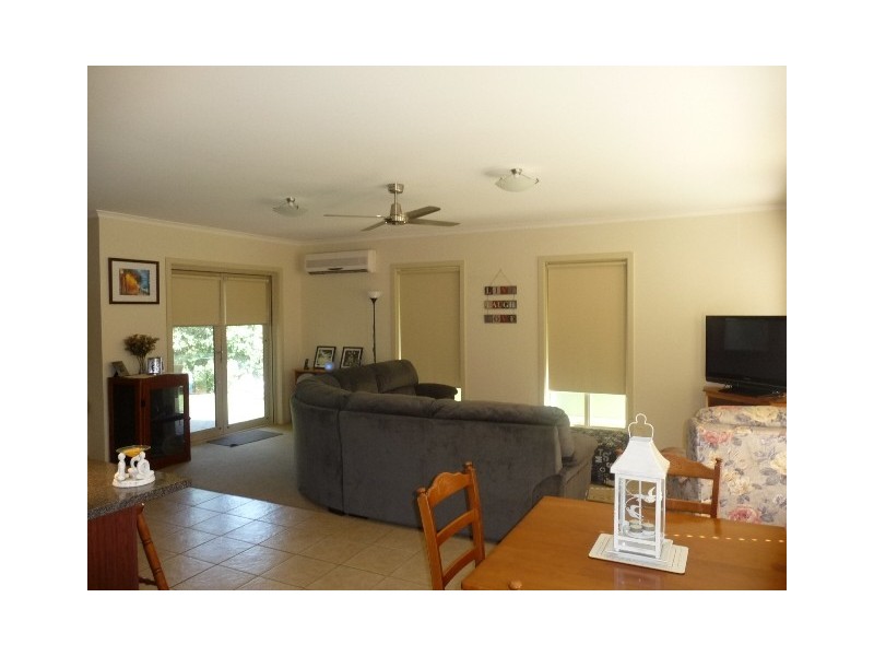 2 of 65 Mitchell St, Echuca VIC 3564