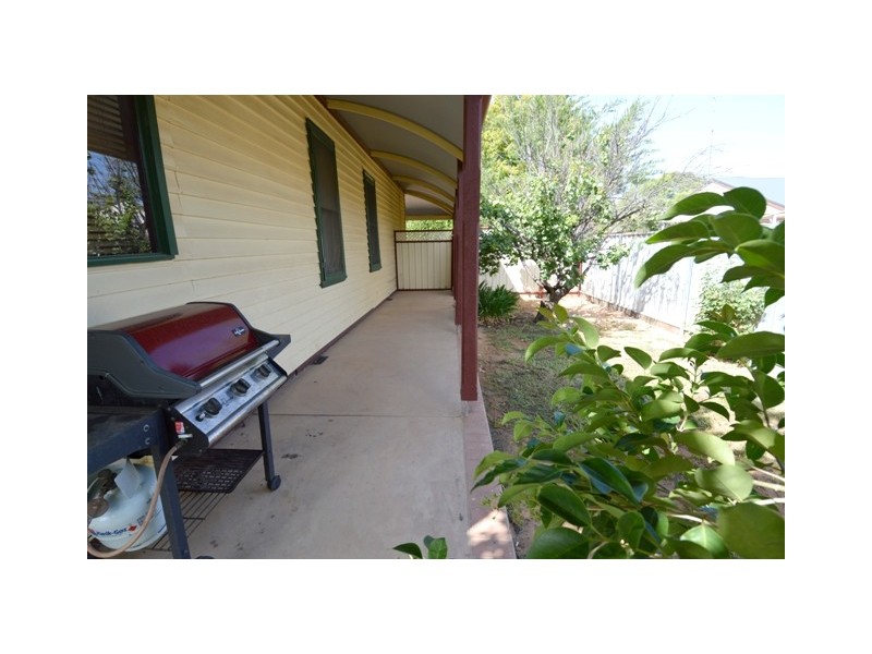 8 Simms Street, Moama NSW 2731