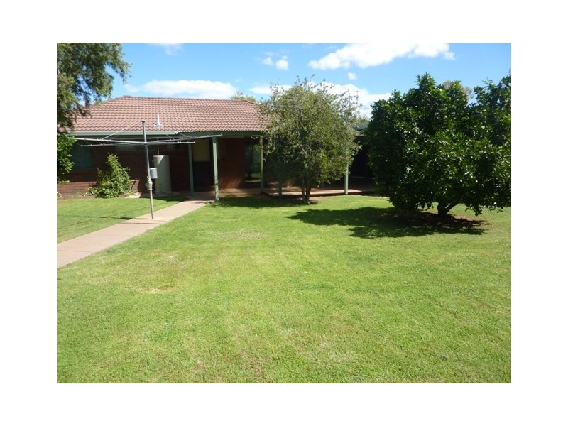 12 Pollard Place, Moama NSW 2731
